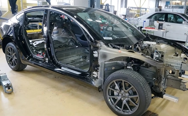 Bóc tách chiếc Tesla mới thấy Công nghệ điện tử của hãng xe Mỹ đi trước Toyota và VW khoảng 6 năm