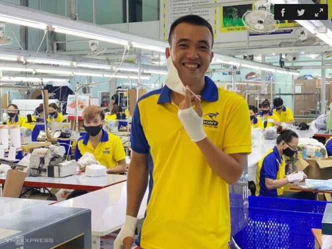 Cơ duyên làm khẩu trang của cậu bé ‘ốc tiêu’