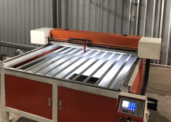 Máy khắc laser khổ lớn 1313 Maxcut, phiên bản thu nhỏ của 1325 nhỏ gọn